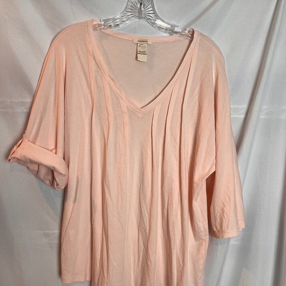 Women's Sundance Peach V neck roll tab sleeve T shirt Size XL